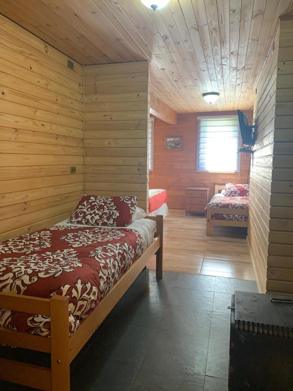 Hostal Tour Pucón Buitenkant foto