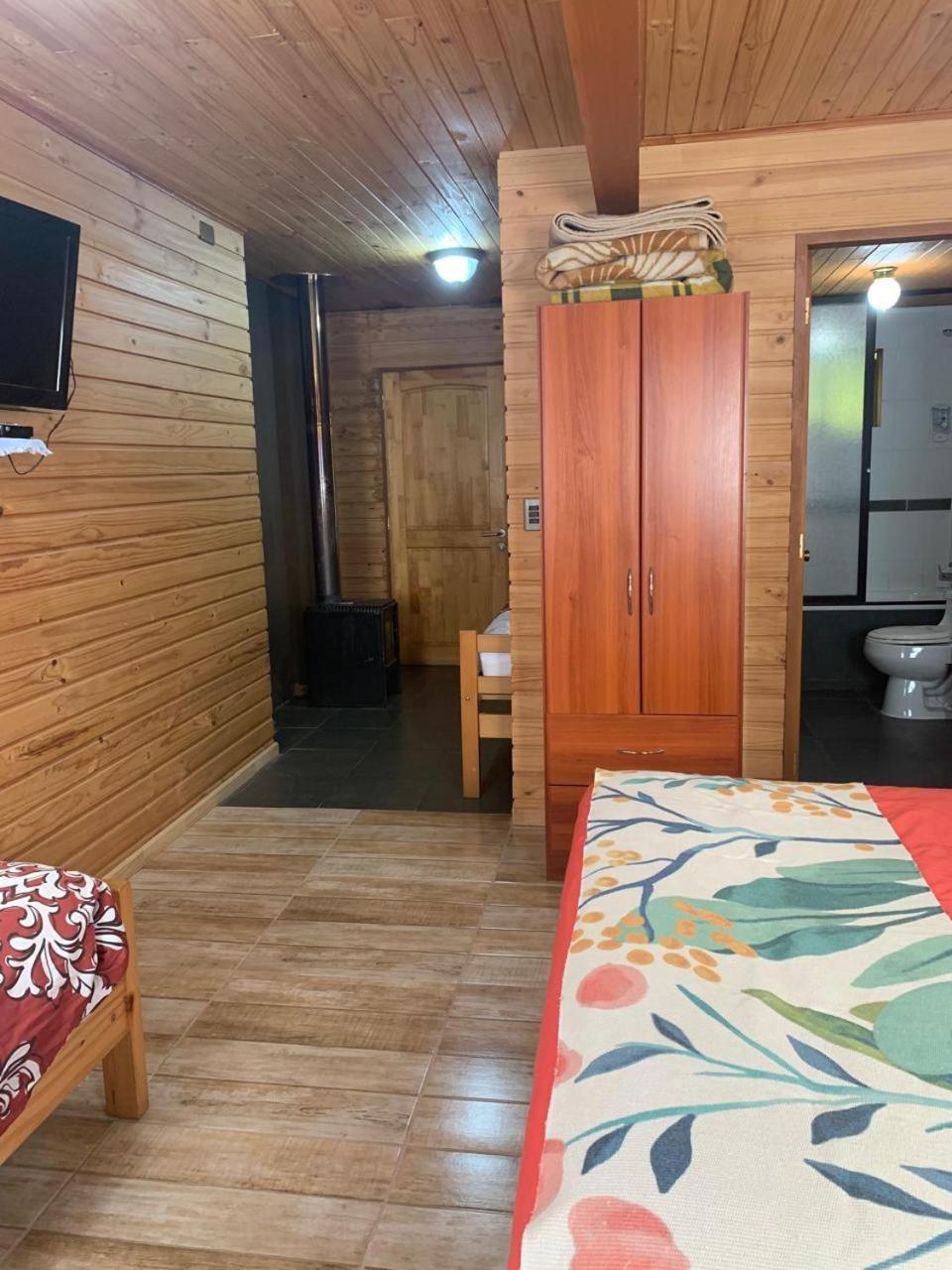 Hostal Tour Pucón Buitenkant foto