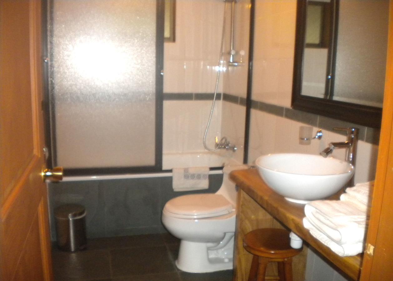Hostal Tour Pucón Buitenkant foto